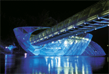 Murinsel in Graz bei Nacht Fotograf:� �sterreich Werbung/ Viennaslide